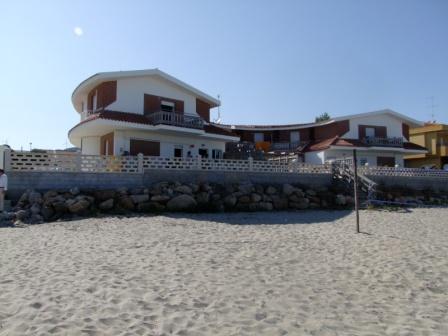 Torre_Melissa_Beach